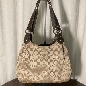 Coach Madison Maggie Shoulder Bag